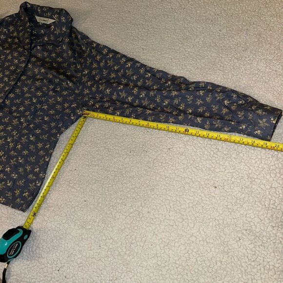 L.L. Bean 16 Blue Tan Floral Collared LS Button Down Collared Womens Shirt EUC - Picture 10 of 11